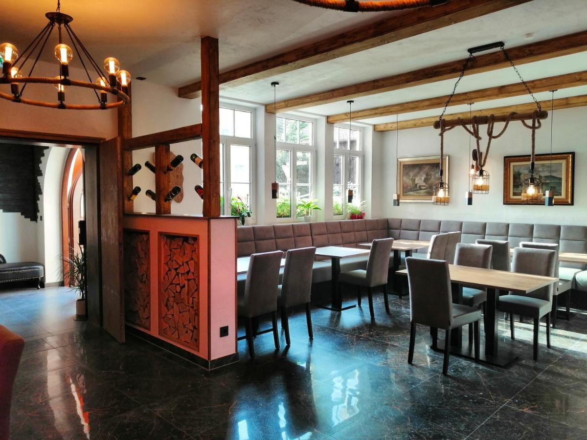 Hotel Wilder Mann Feuchtwangen Εξωτερικό φωτογραφία