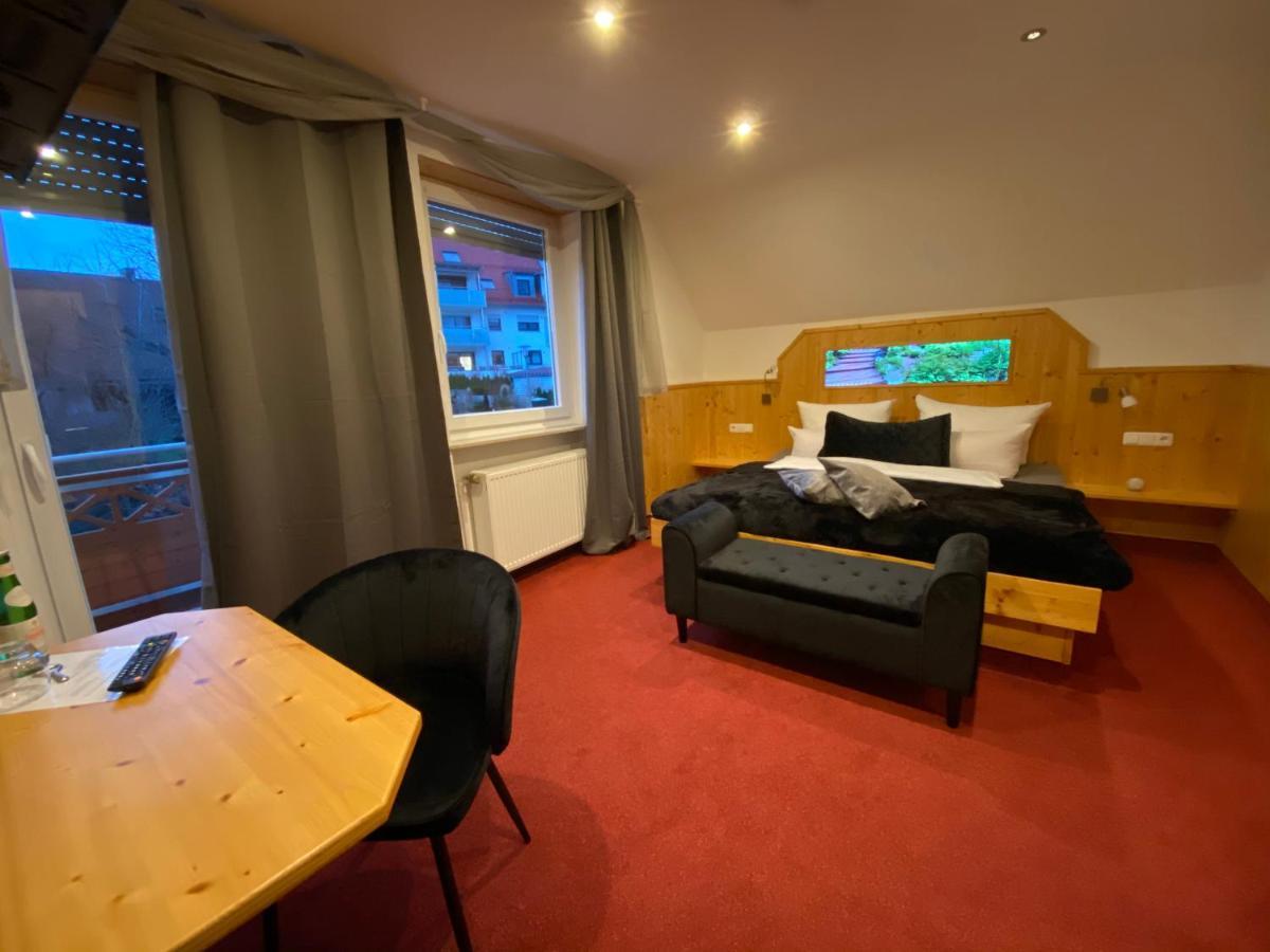 Hotel Wilder Mann Feuchtwangen Εξωτερικό φωτογραφία