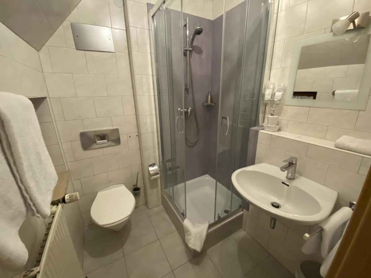Hotel Wilder Mann Feuchtwangen Εξωτερικό φωτογραφία