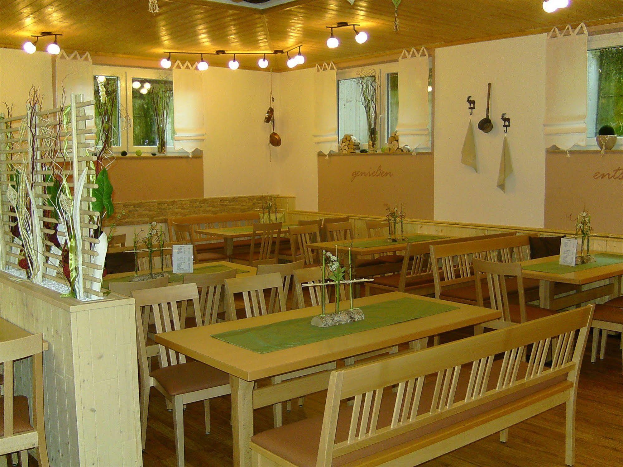 Hotel Wilder Mann Feuchtwangen Εξωτερικό φωτογραφία
